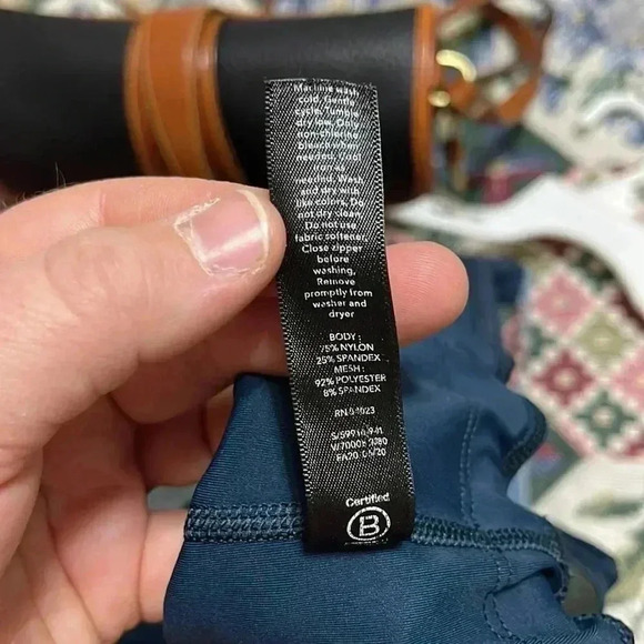 Allyson Felix Athleta Legend Mesh Leggings - Picture 9 of 9